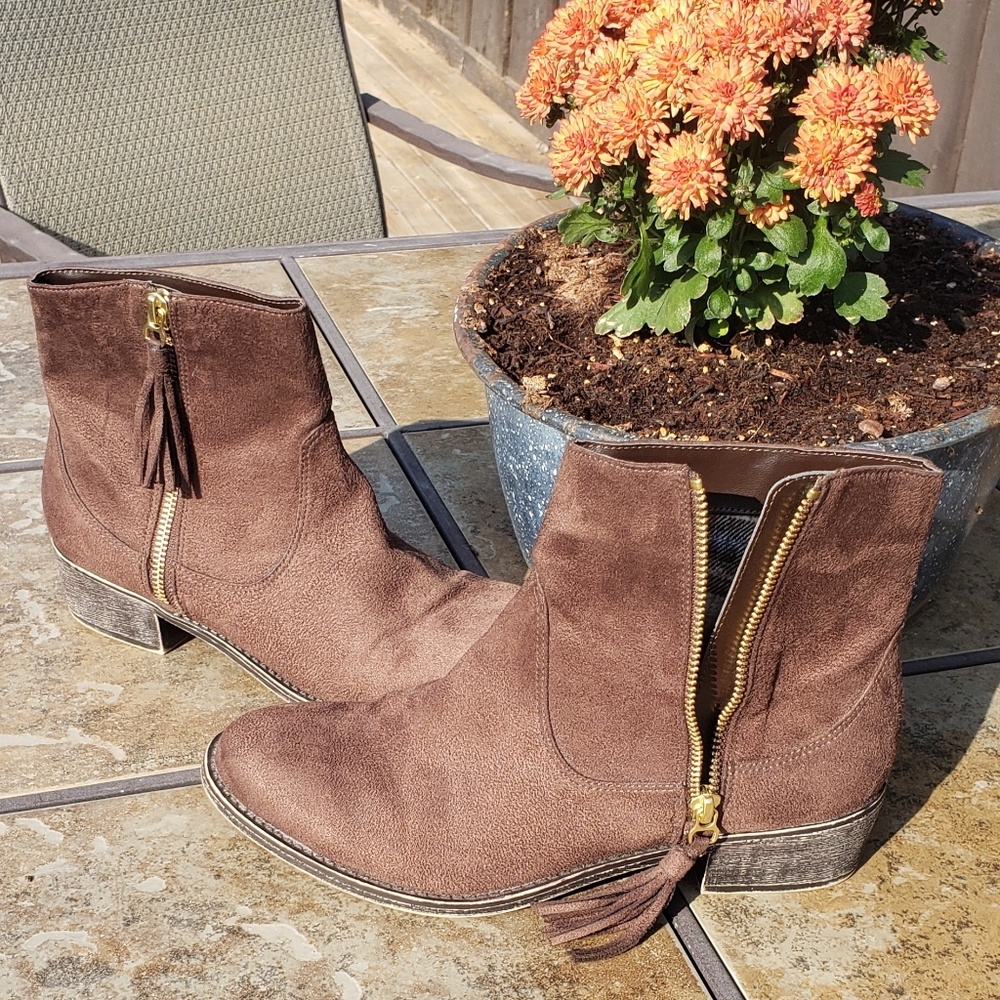 Diba Booties